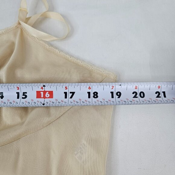 Vanity Fair Women's Beige Nightgown Sleepwear Chemise Size 40 Made In USA Nylon - Picture 8 of 9